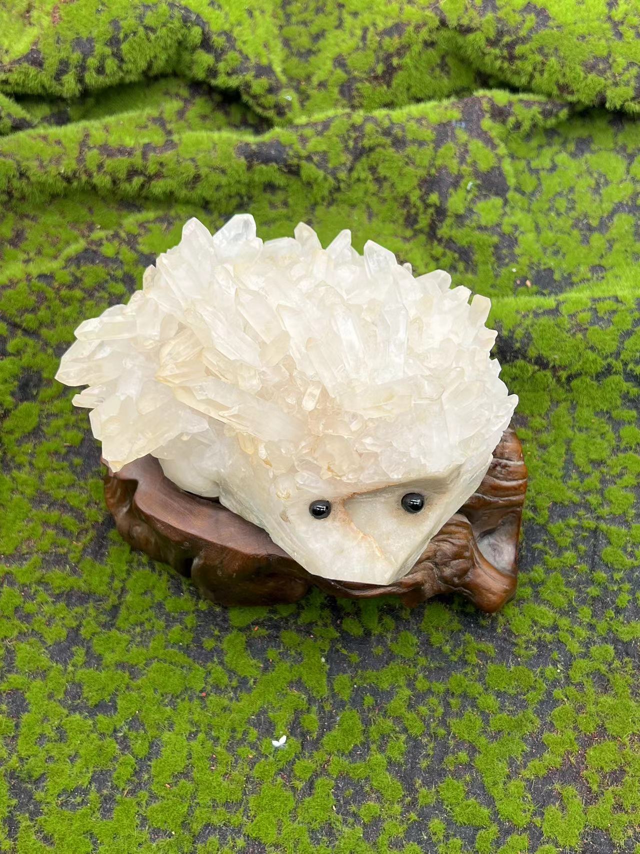 Clear Durzy Agate Hedgehog Cluster