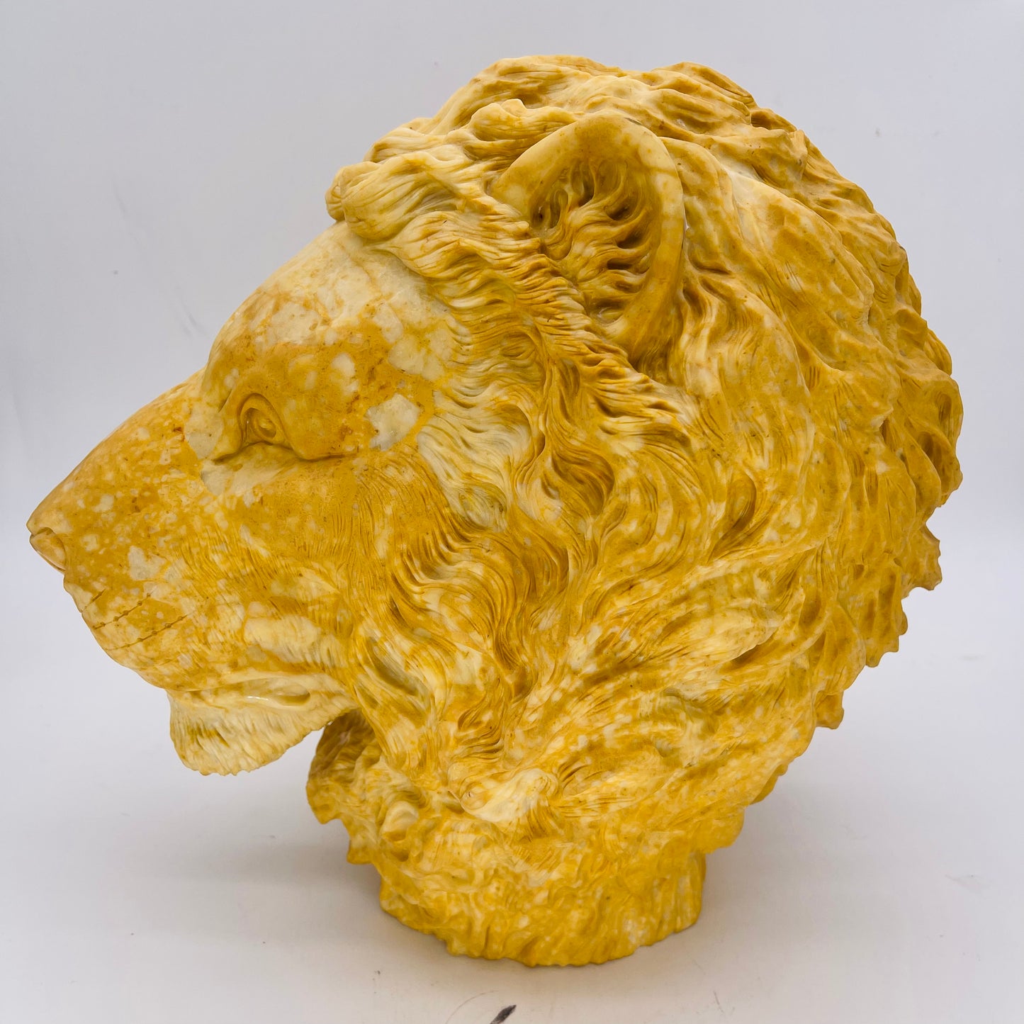 Yellow Jade Simba Head Sculpture (35.4kg)