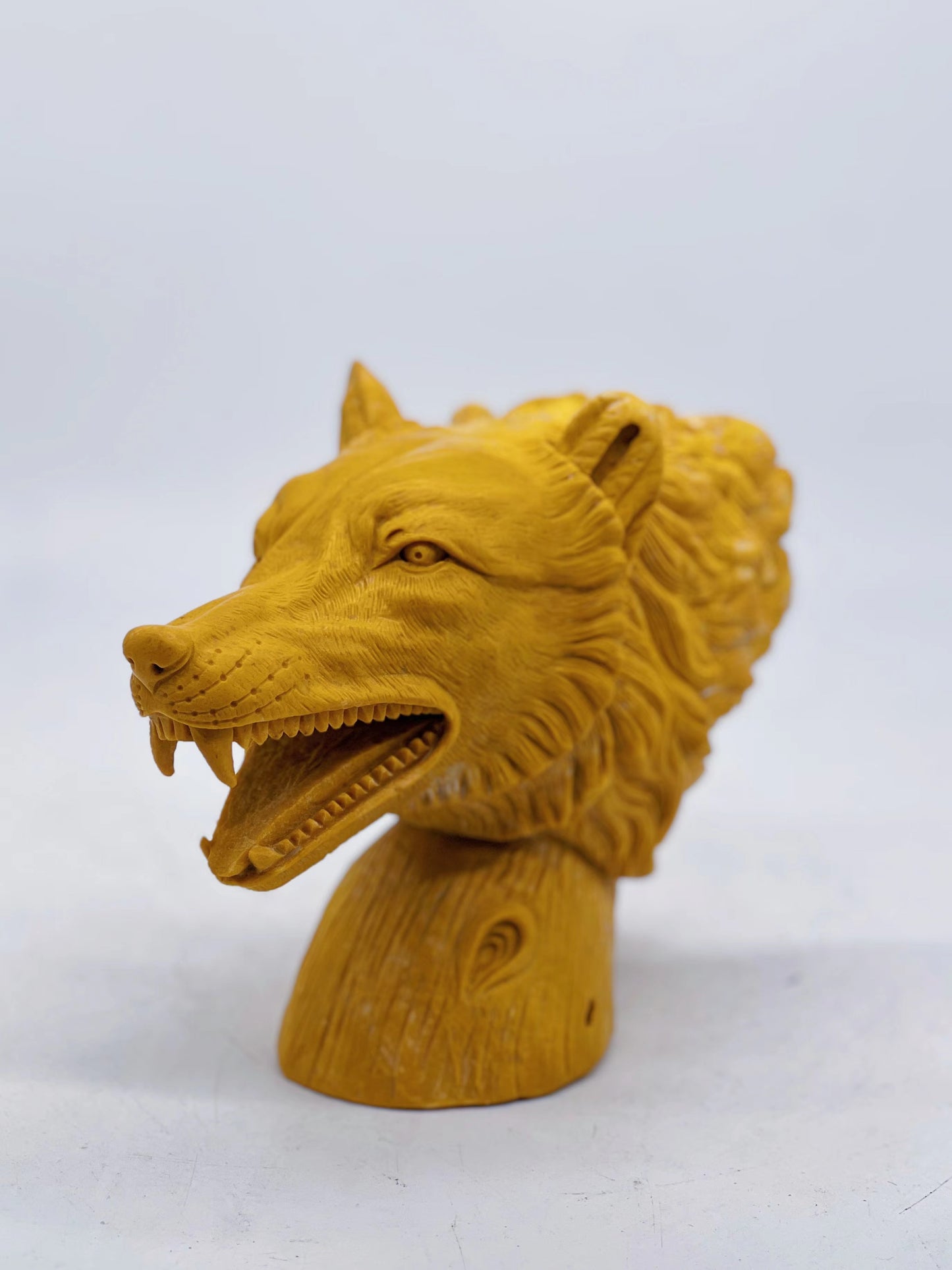 Yellow Jade Wolf Head Status